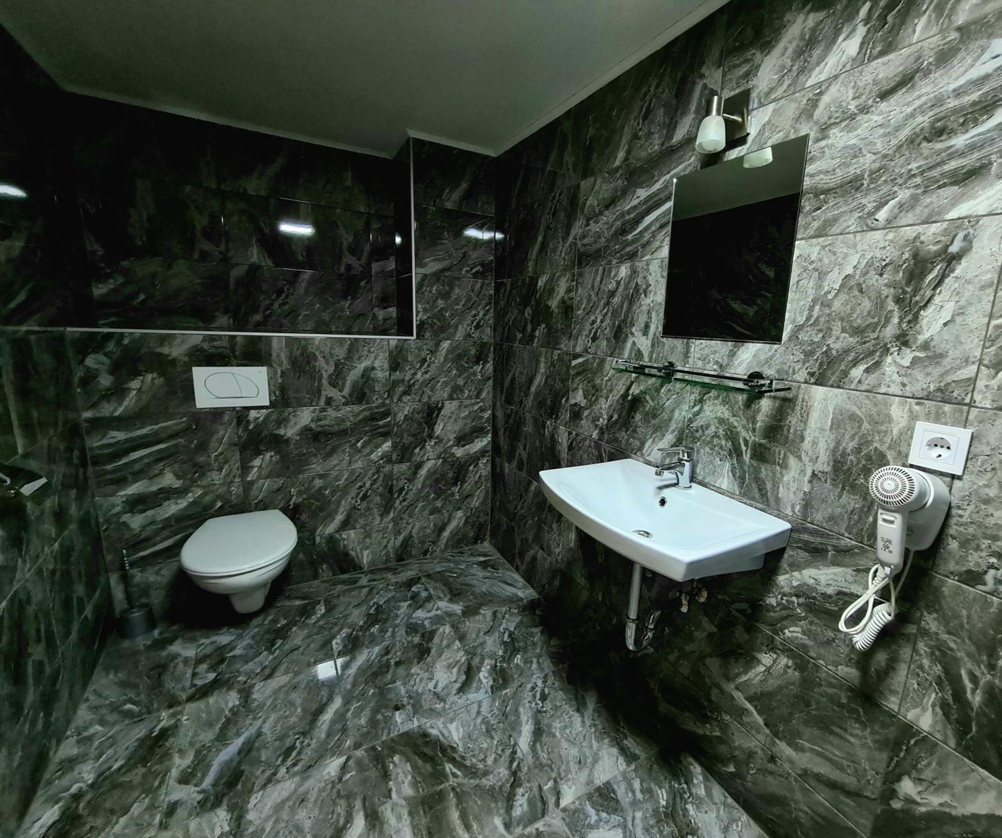 Anita Apartman Sopron Exterior photo